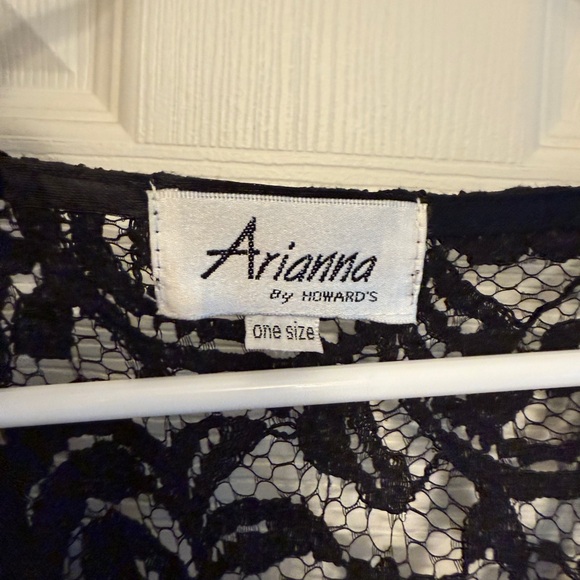 Lace black top! - Picture 2 of 3